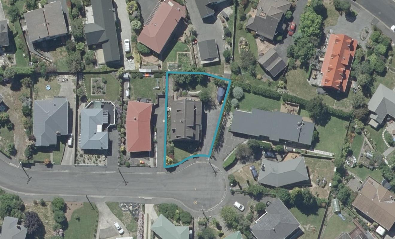 11 Colquhoun Street, Glenross, Dunedin - Carousel 1