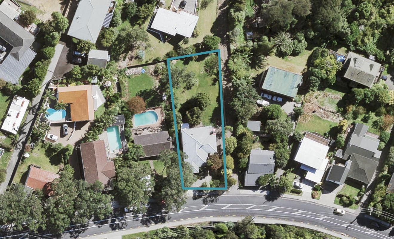 237 Golf Road, Titirangi, Auckland - Carousel 1