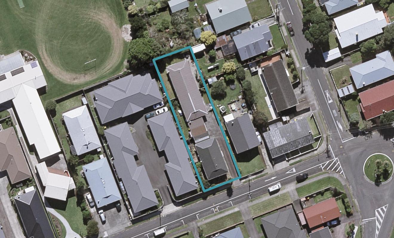 35B Clemow Road, Fitzroy, New Plymouth - Carousel 1