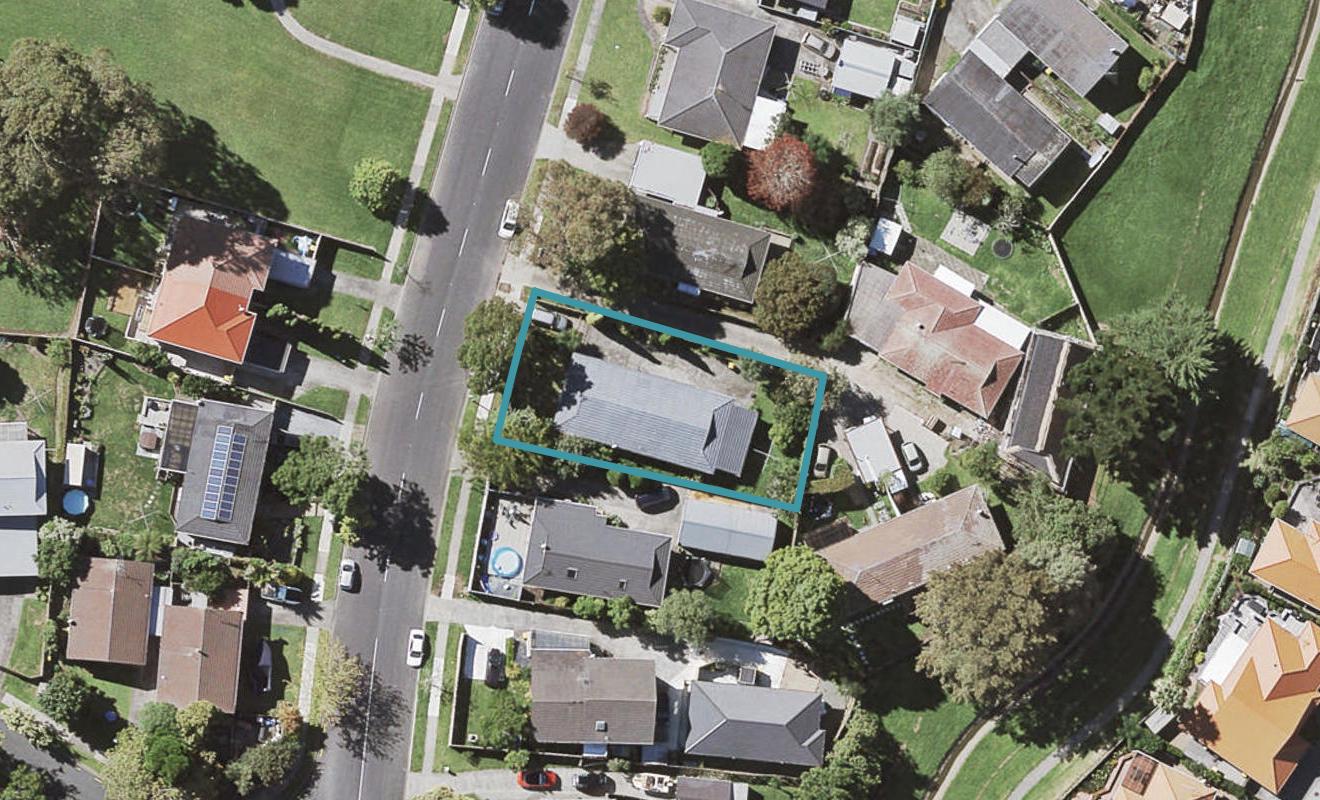 20 Mirrabooka Avenue, Botany Downs, Auckland - Carousel 1