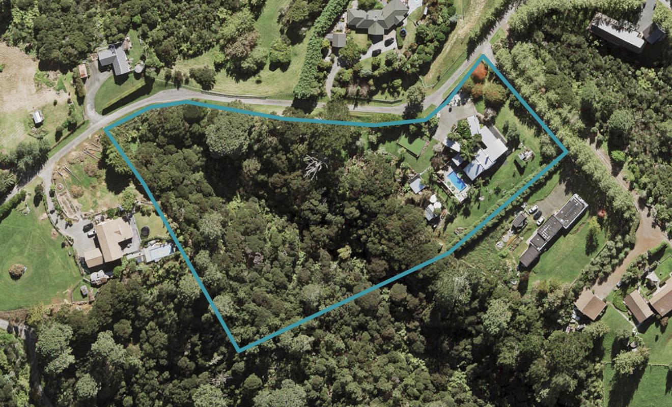 51 Collings Drive, Lucas Heights, Auckland - Carousel 1