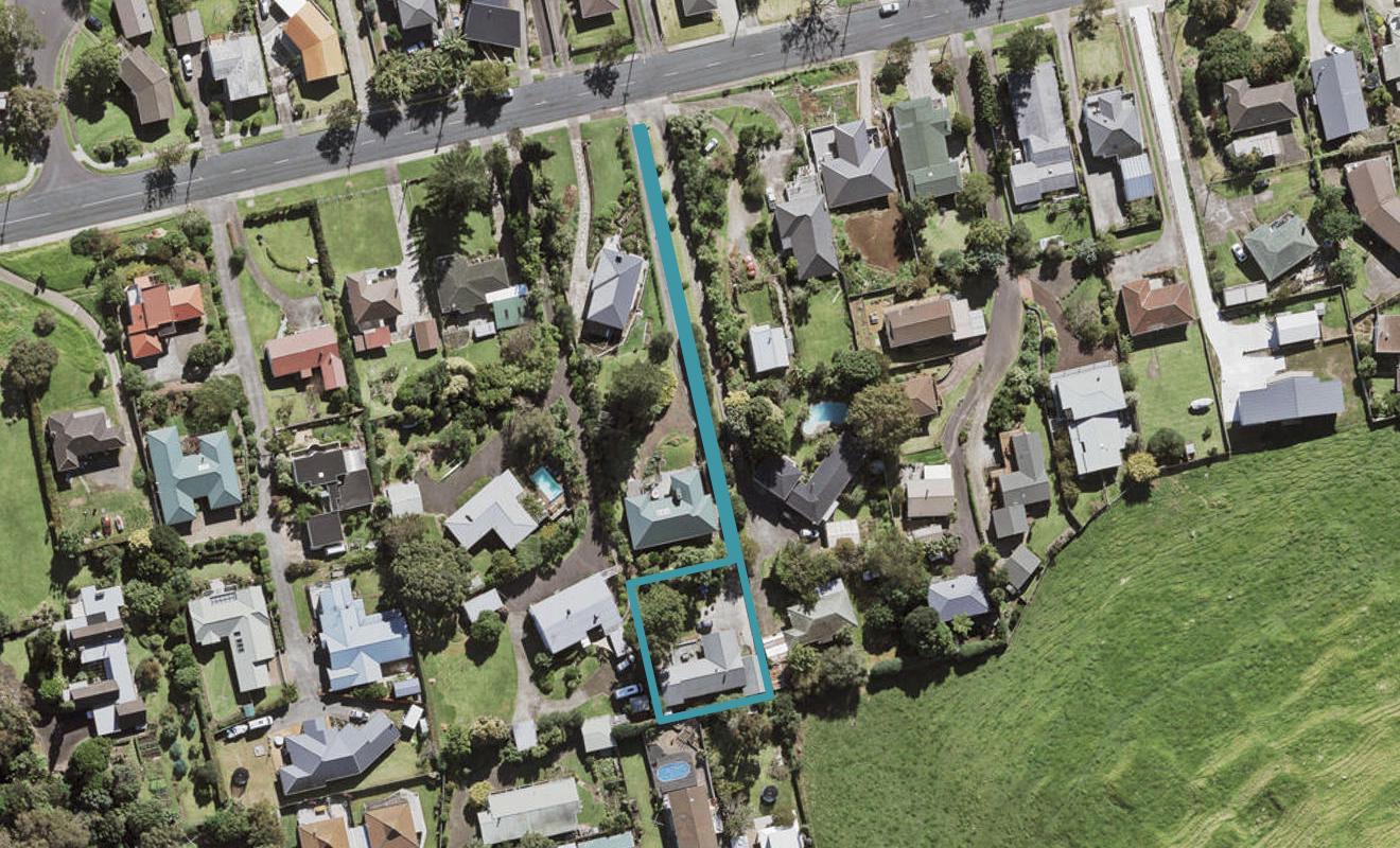 69A Taylor Road, Mangere Bridge, Auckland - Carousel 1