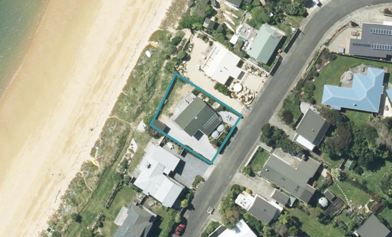 23 Cornwall Place, Tata Beach, Takaka - Carousel 1
