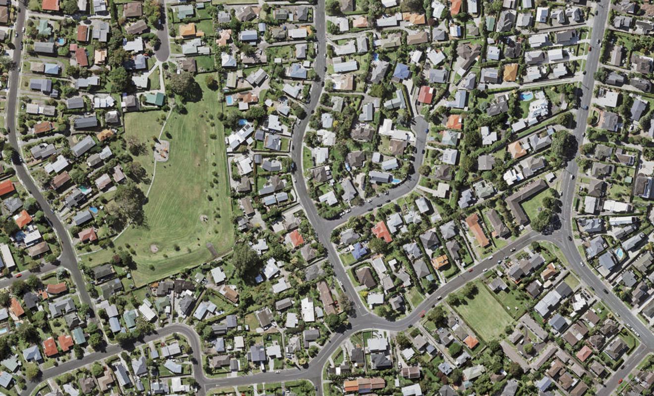 72B Selwyn Crescent, Forrest Hill, Auckland - Carousel 1