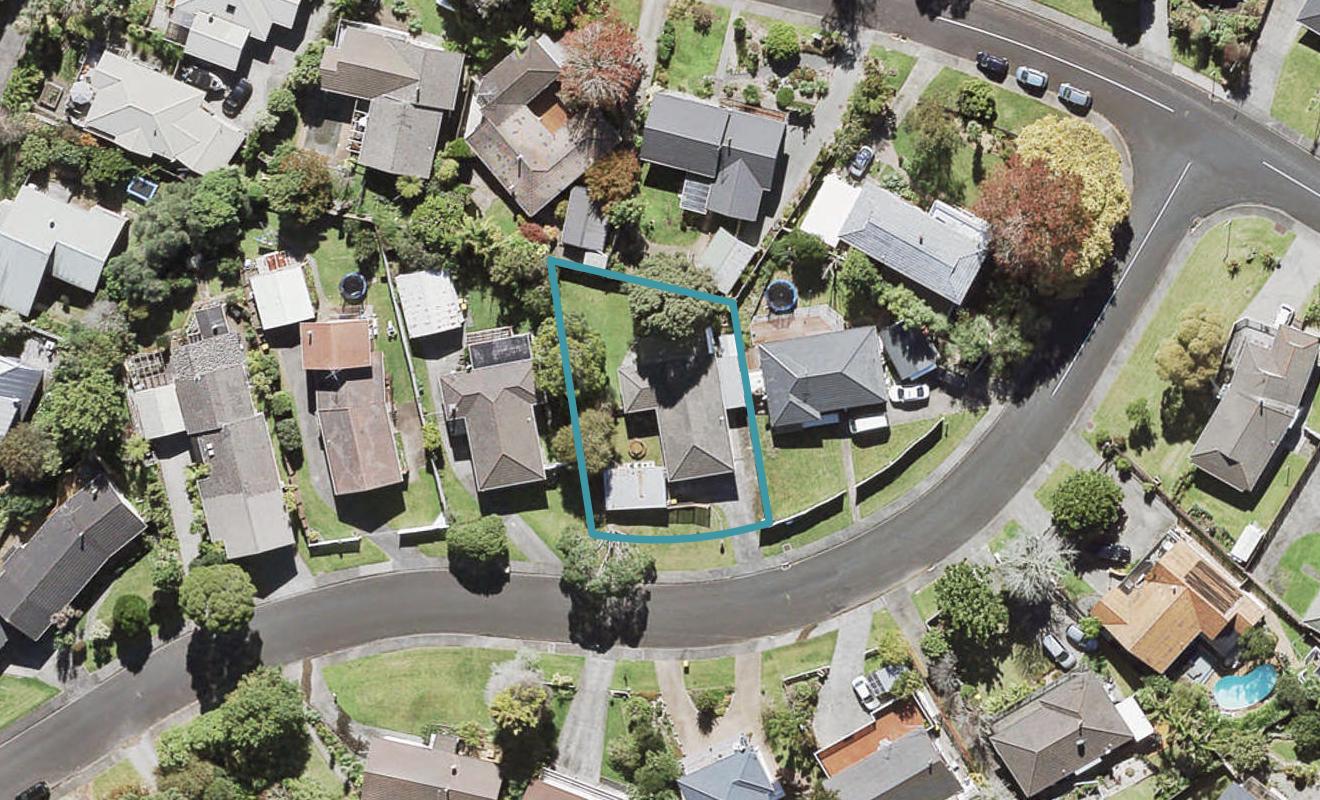 5 Lemnos Place, Titirangi, Auckland - Carousel 1