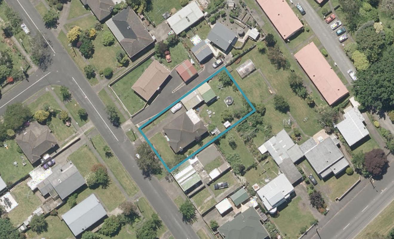 4 Stewart Street, Aramoho, Whanganui - Carousel 1