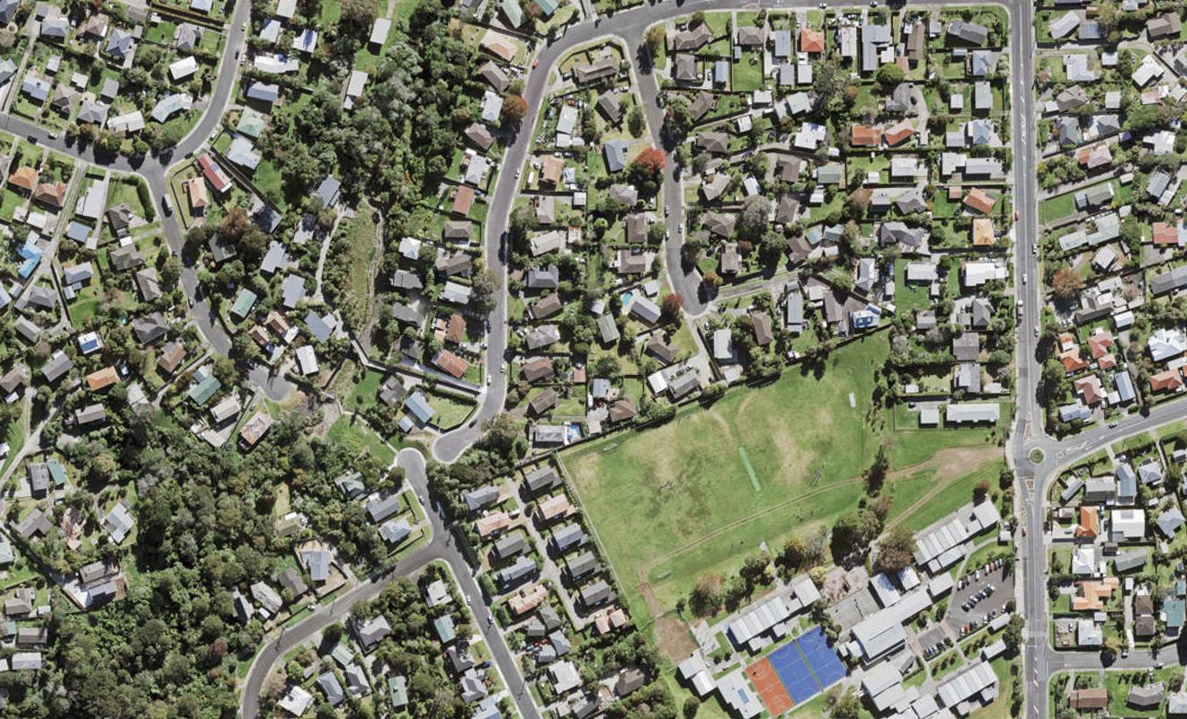 7/13 Fairdale Place, Birkdale, Auckland - Carousel 1