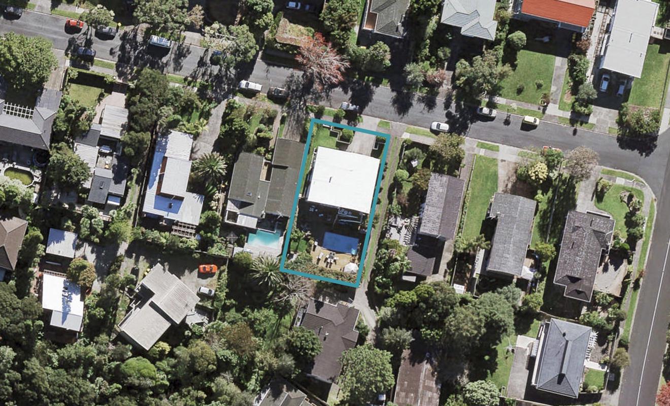 12 Barlow Place, Chatswood, Auckland - Carousel 1