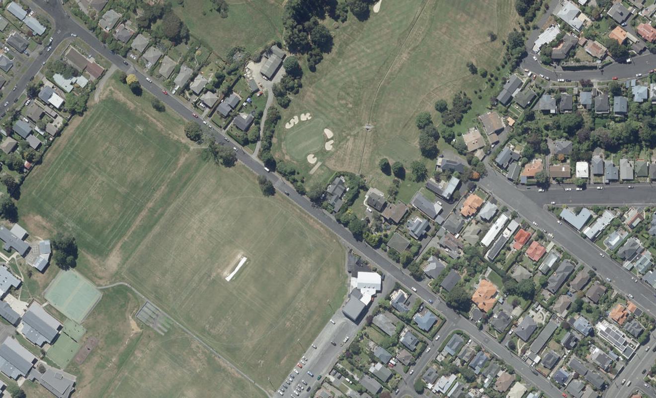32 Lynn Street, Wakari, Dunedin - Carousel 1