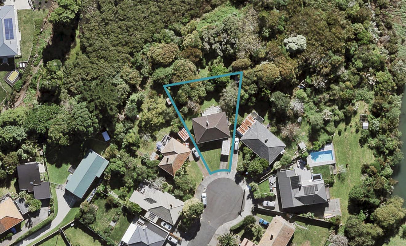 14 De Luen Street, Point Chevalier, Auckland - Carousel 1