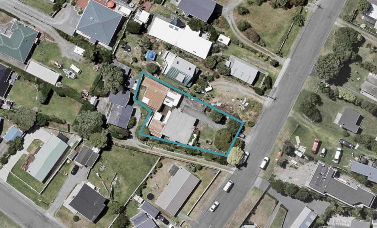 27 Babbacombe Avenue, Otaki Beach, Otaki - Carousel 1