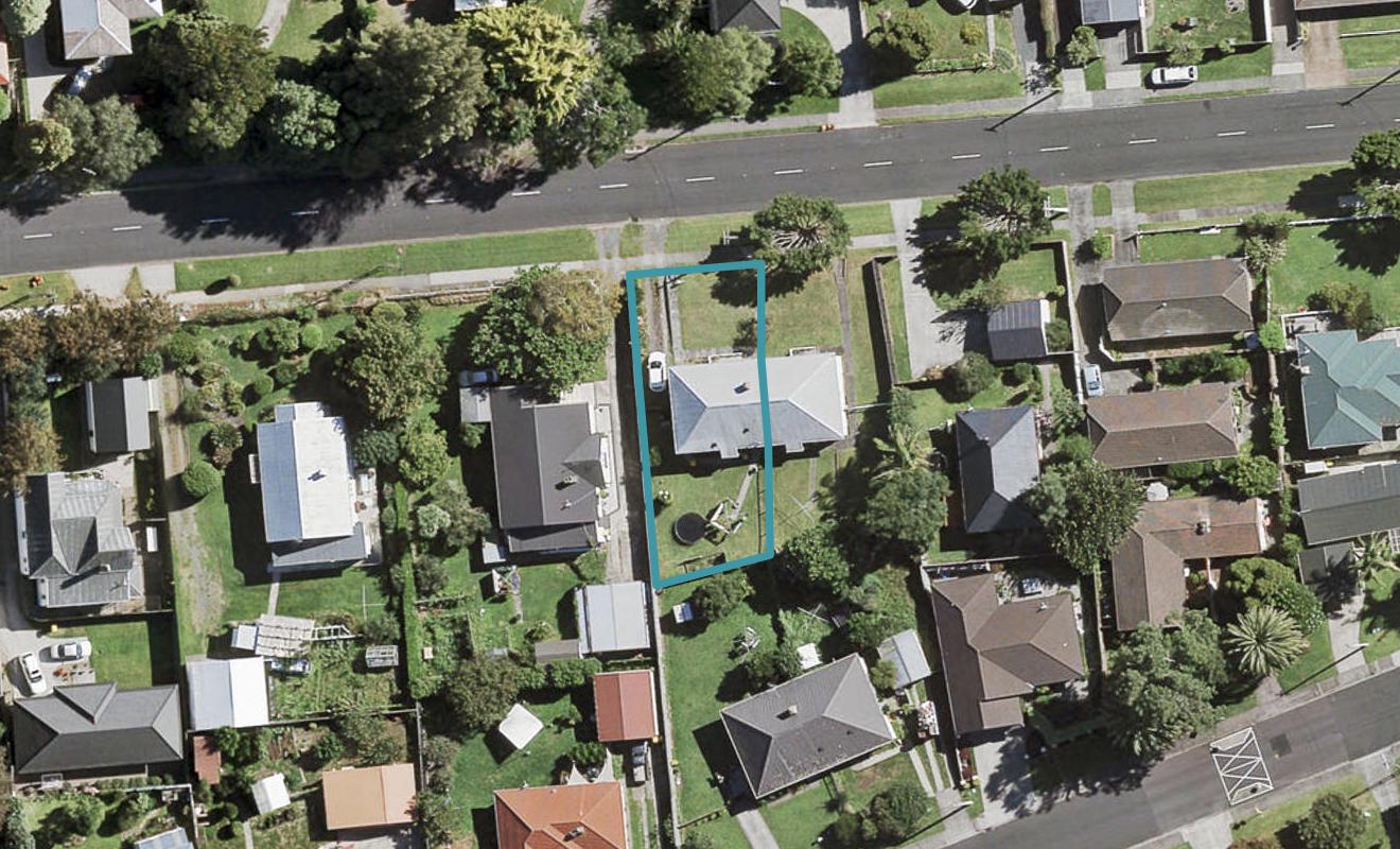 12A Clark Road, Pahurehure, Papakura - Carousel 1
