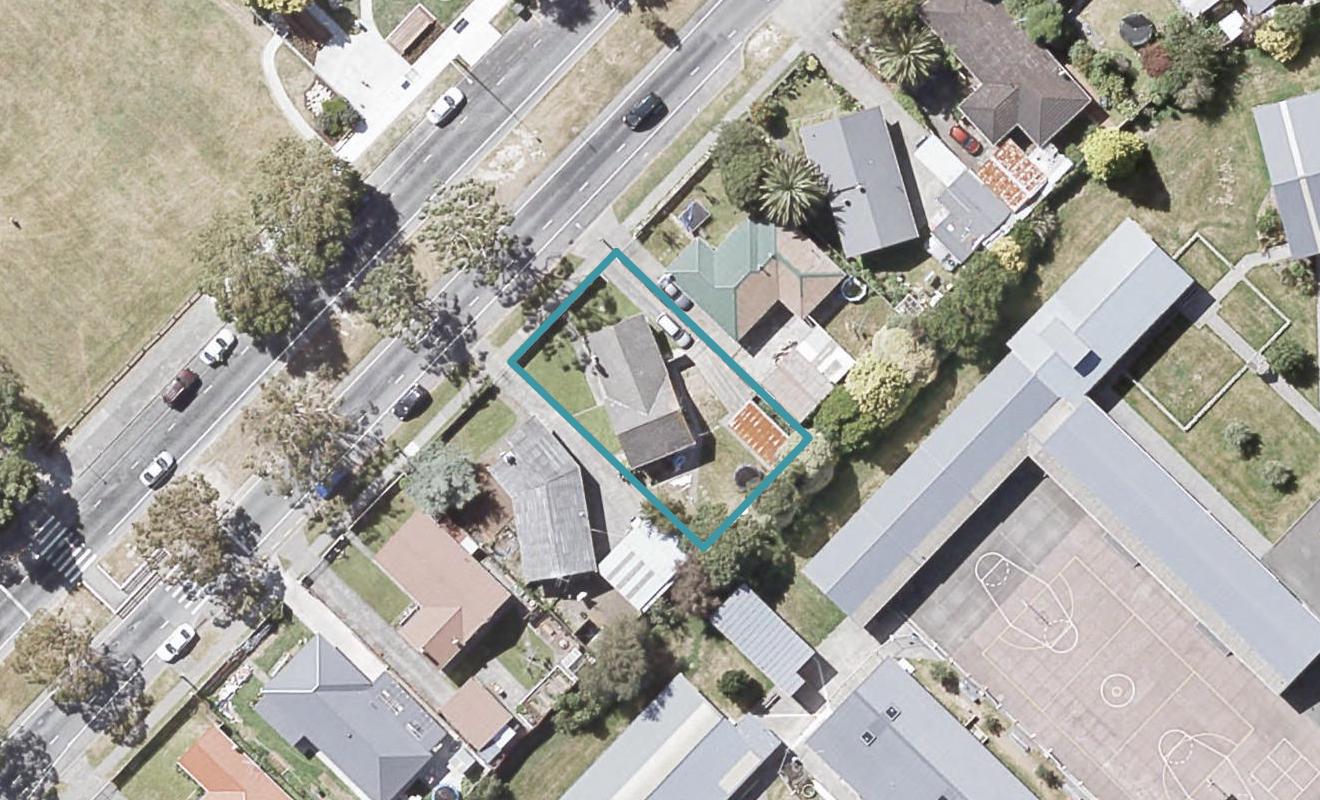 44 Parkway, Wainuiomata, Lower Hutt - Carousel 1