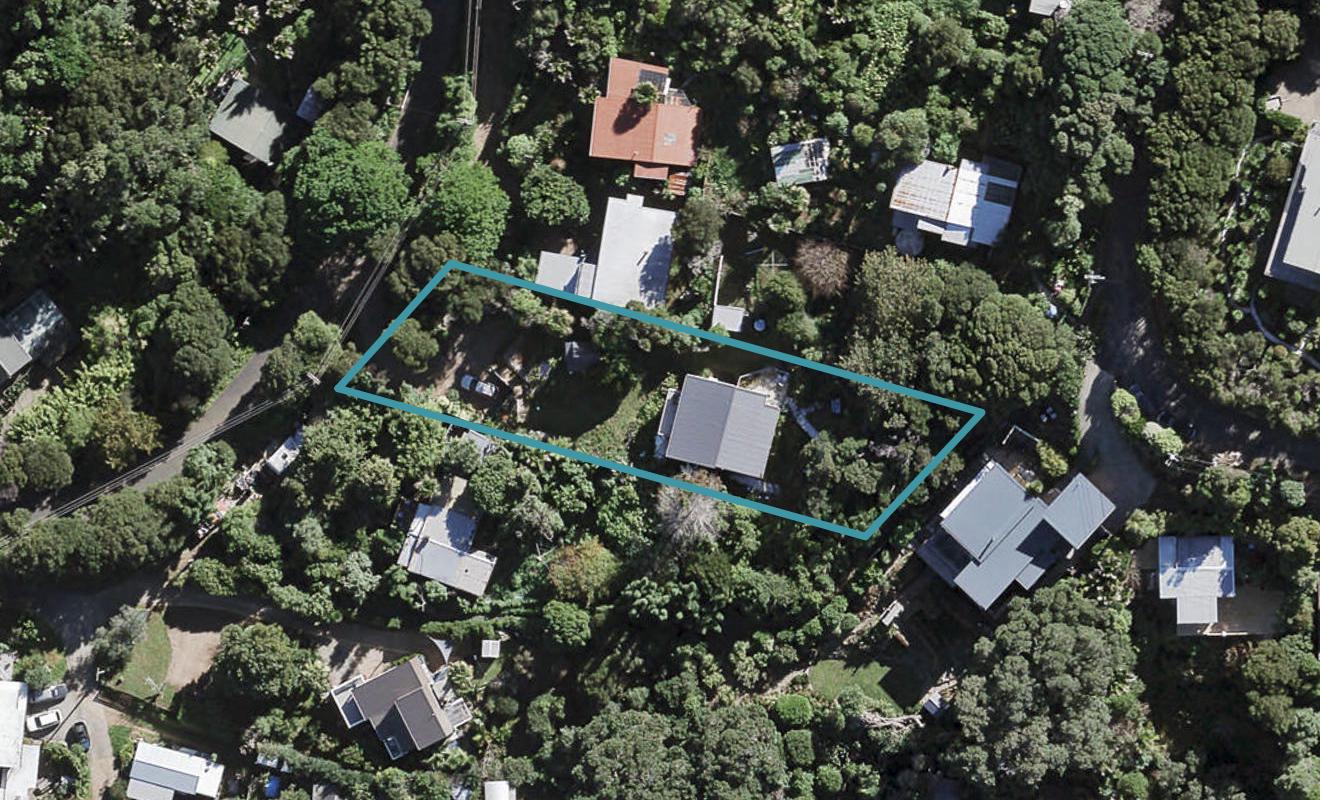 10 Glen Brook Road, Omiha, Waiheke Island - Carousel 1