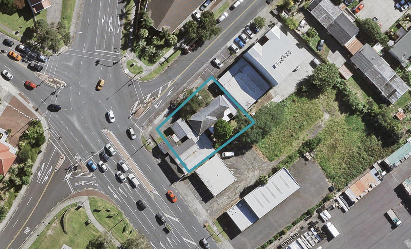 902/1 Buscomb Avenue, Henderson, Auckland - Carousel 1