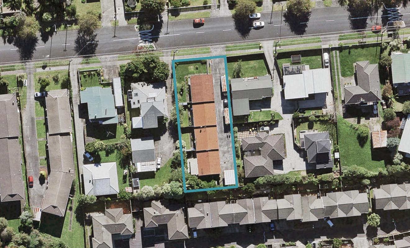 2/18 Arawa Street, New Lynn, Auckland - Carousel 1