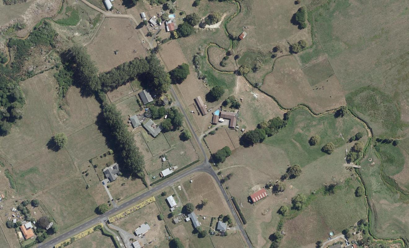 4 Jane Cave Lane South, Whatawhata, Hamilton - Carousel 1