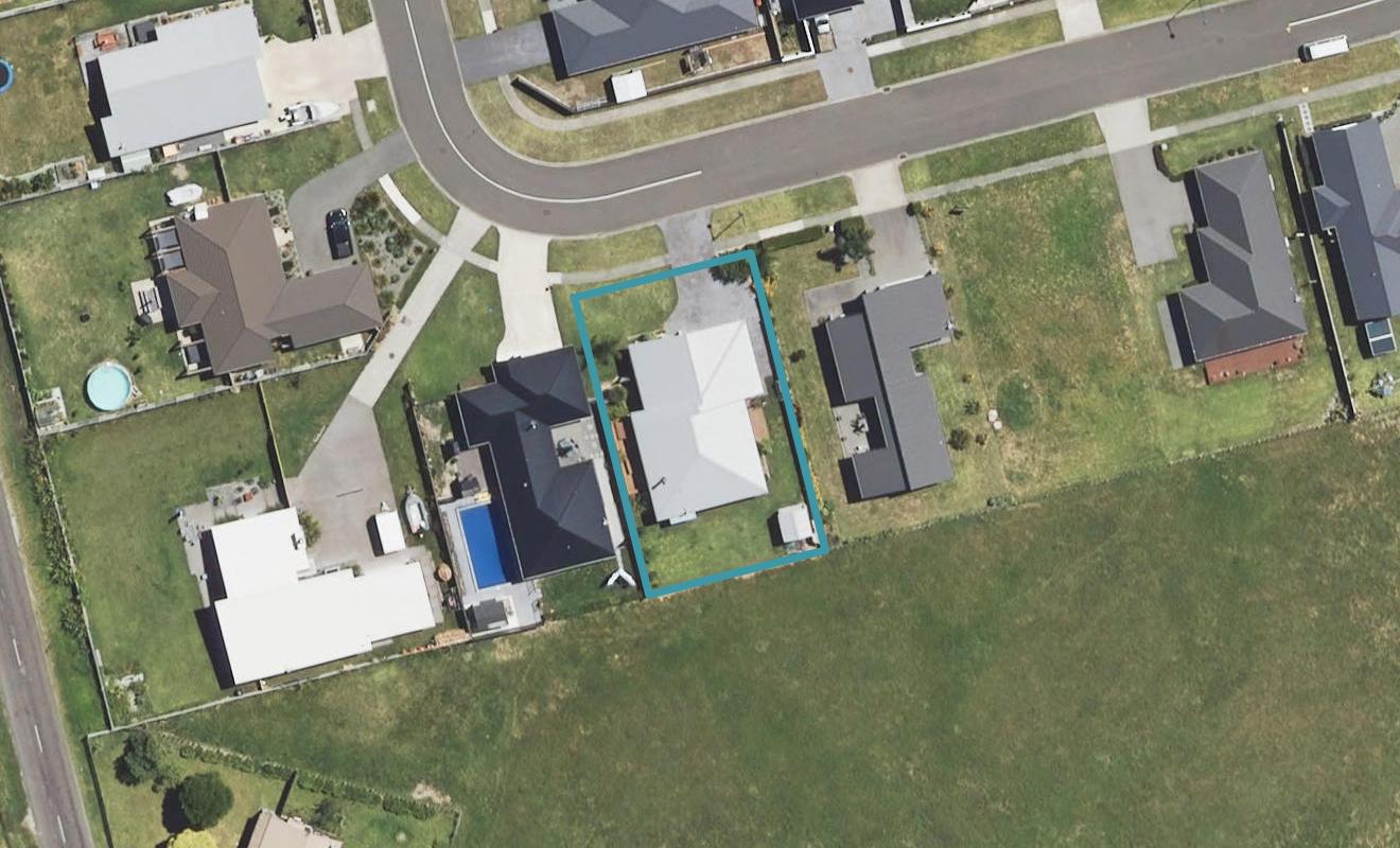 70 Hamilton Drive, Wainui, Gisborne - Carousel 1