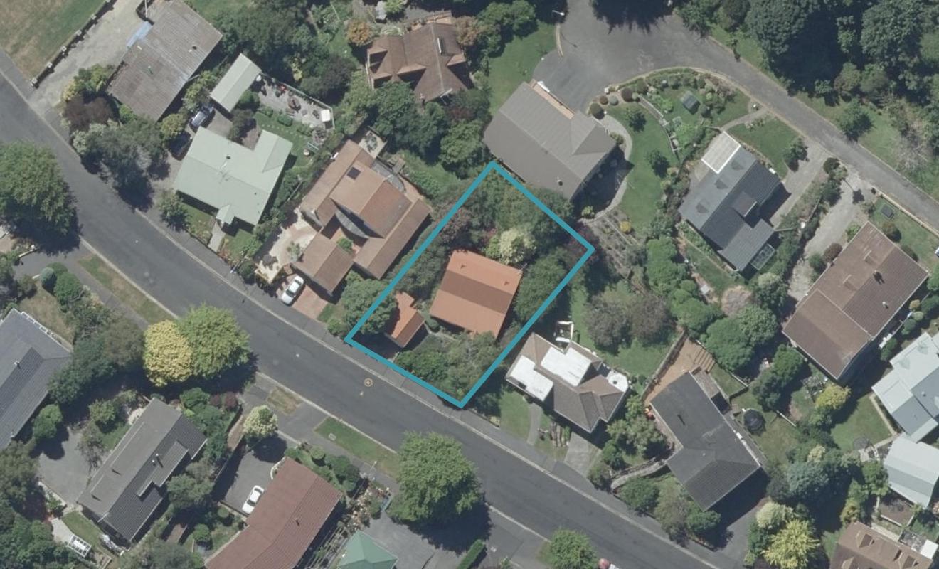 68 Glenross Street, Glenross, Dunedin - Carousel 1