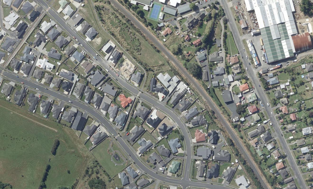 21 Grandvista Drive, Green Island, Dunedin - Carousel 1