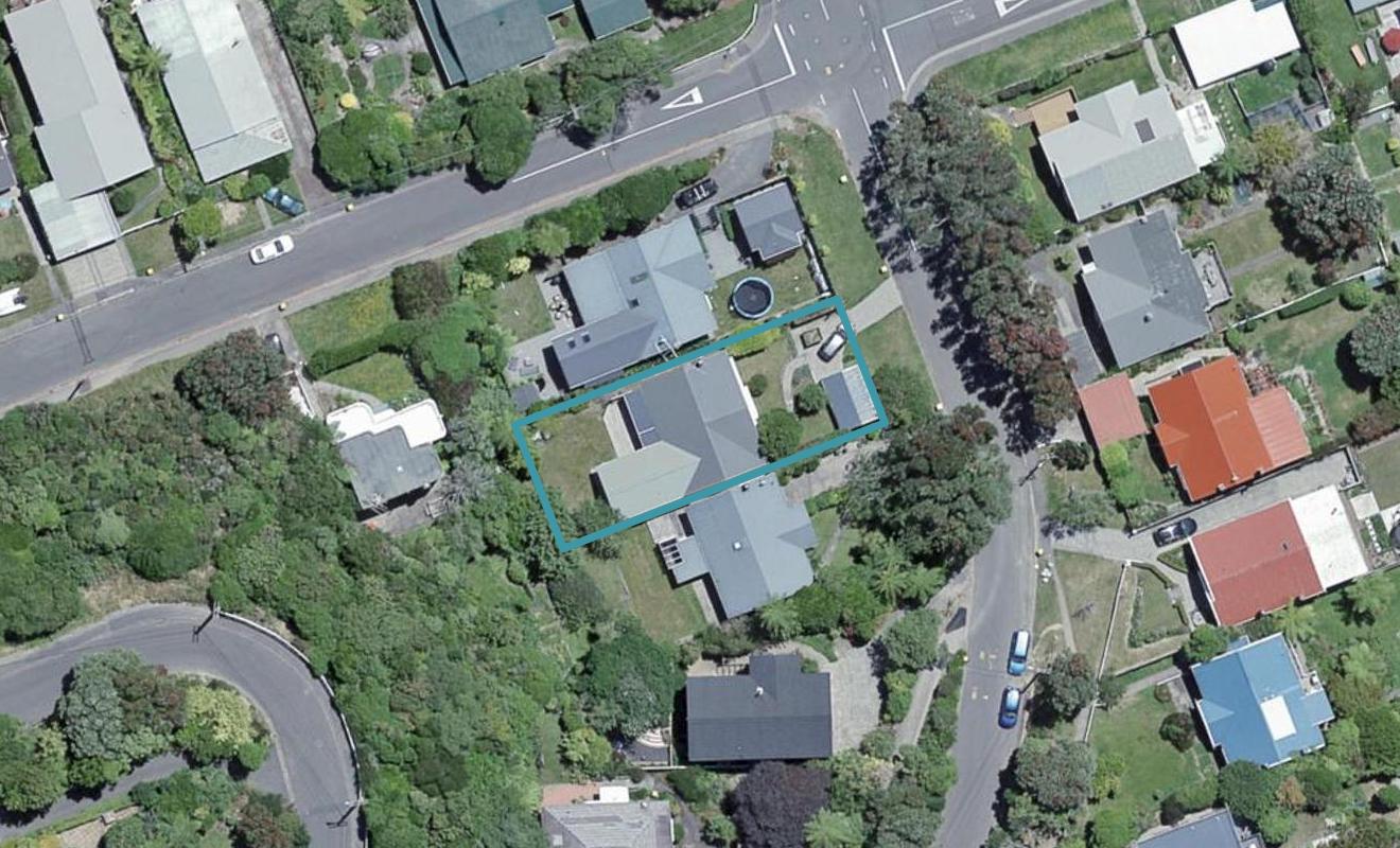 80 Beauchamp Street, Karori, Wellington - Carousel 1