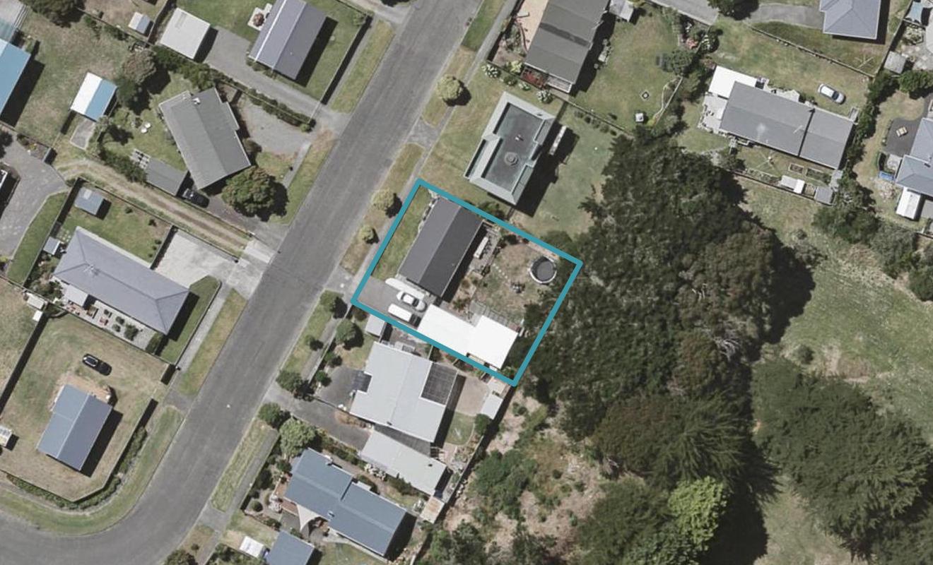 30 Scott Avenue, Otaki Beach, Otaki - Carousel 1