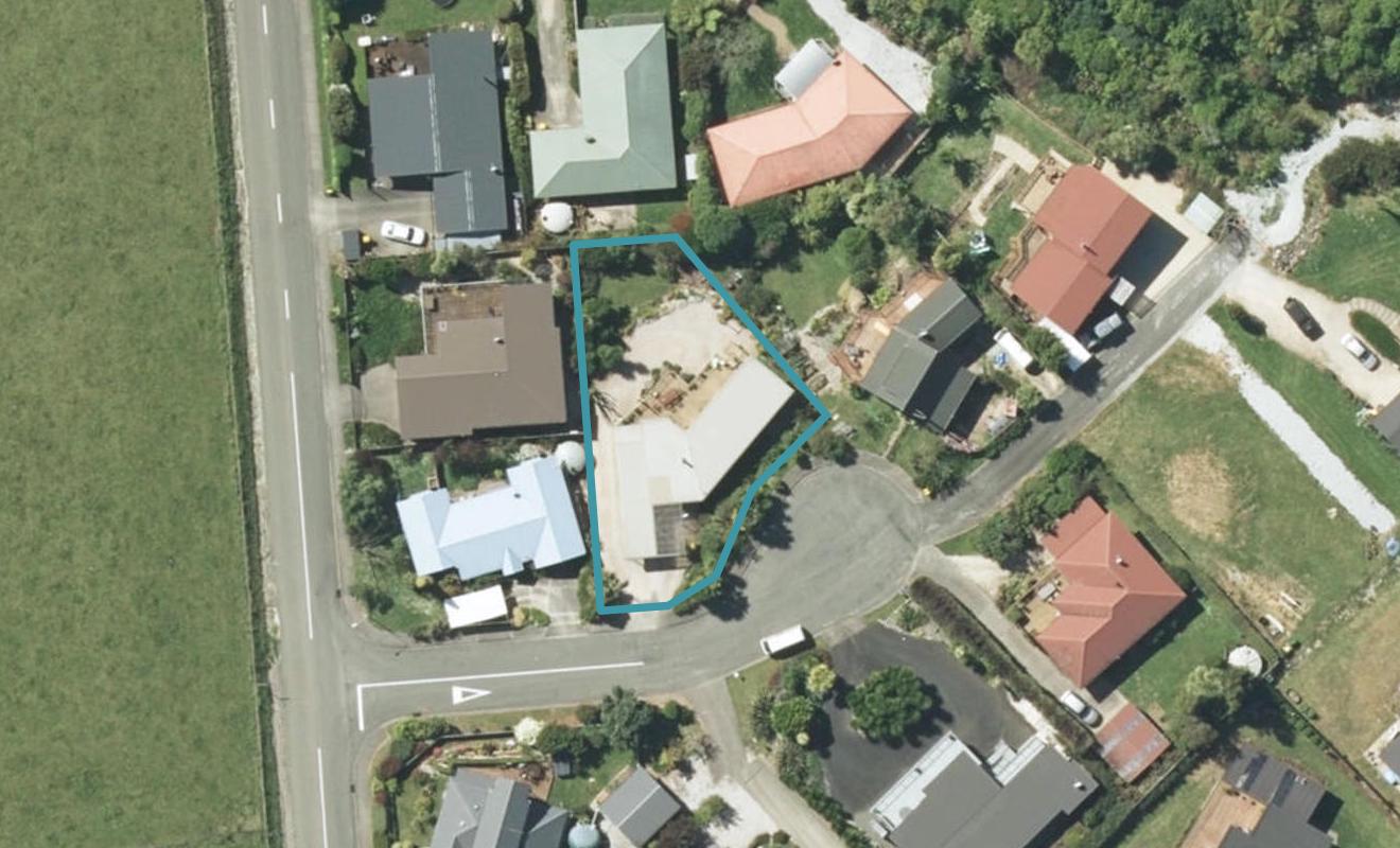 5 Kowhatu Grove, Pohara - Carousel 1
