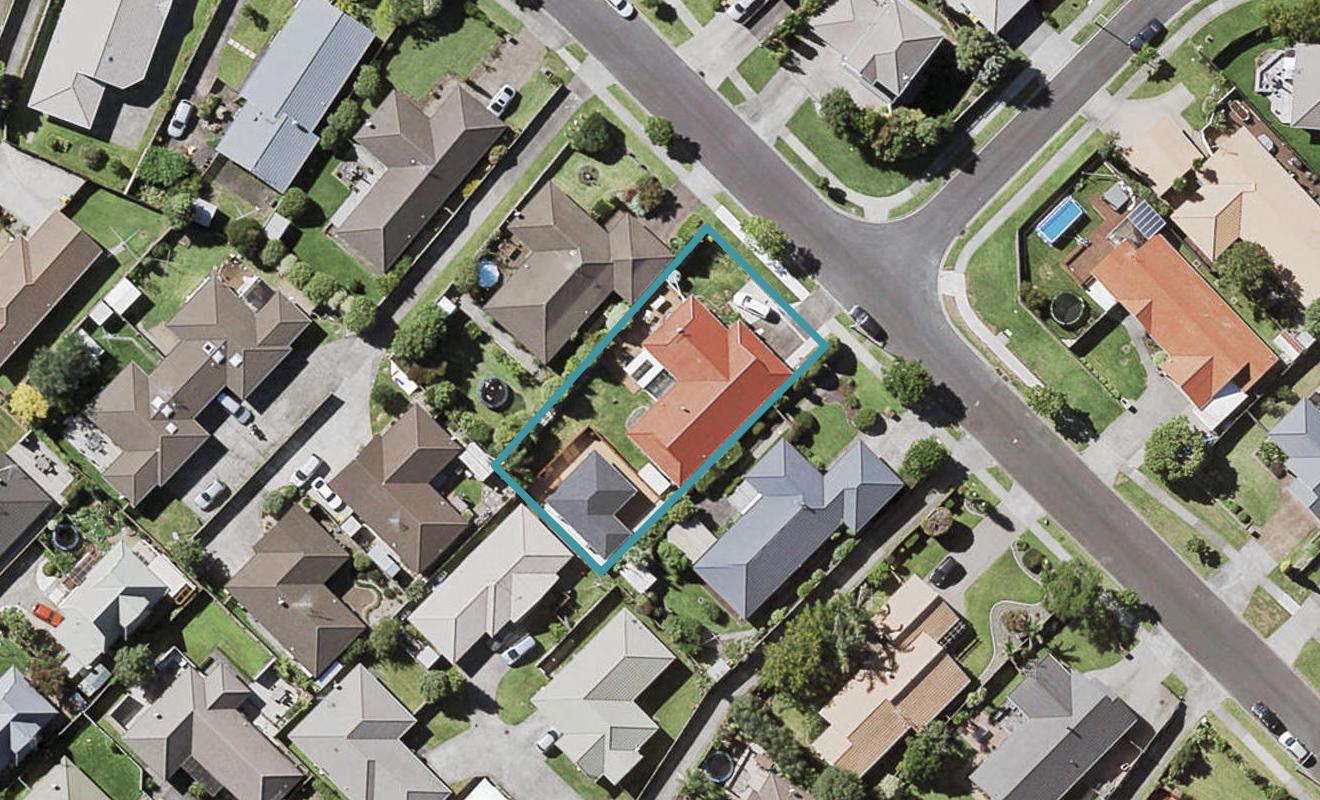 40 West Fairway, Golflands, Auckland - Carousel 1