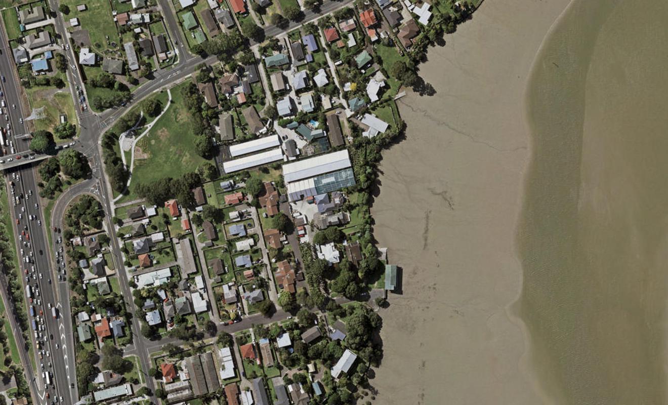 166 Avenue Road East, Otahuhu, Auckland - Carousel 1