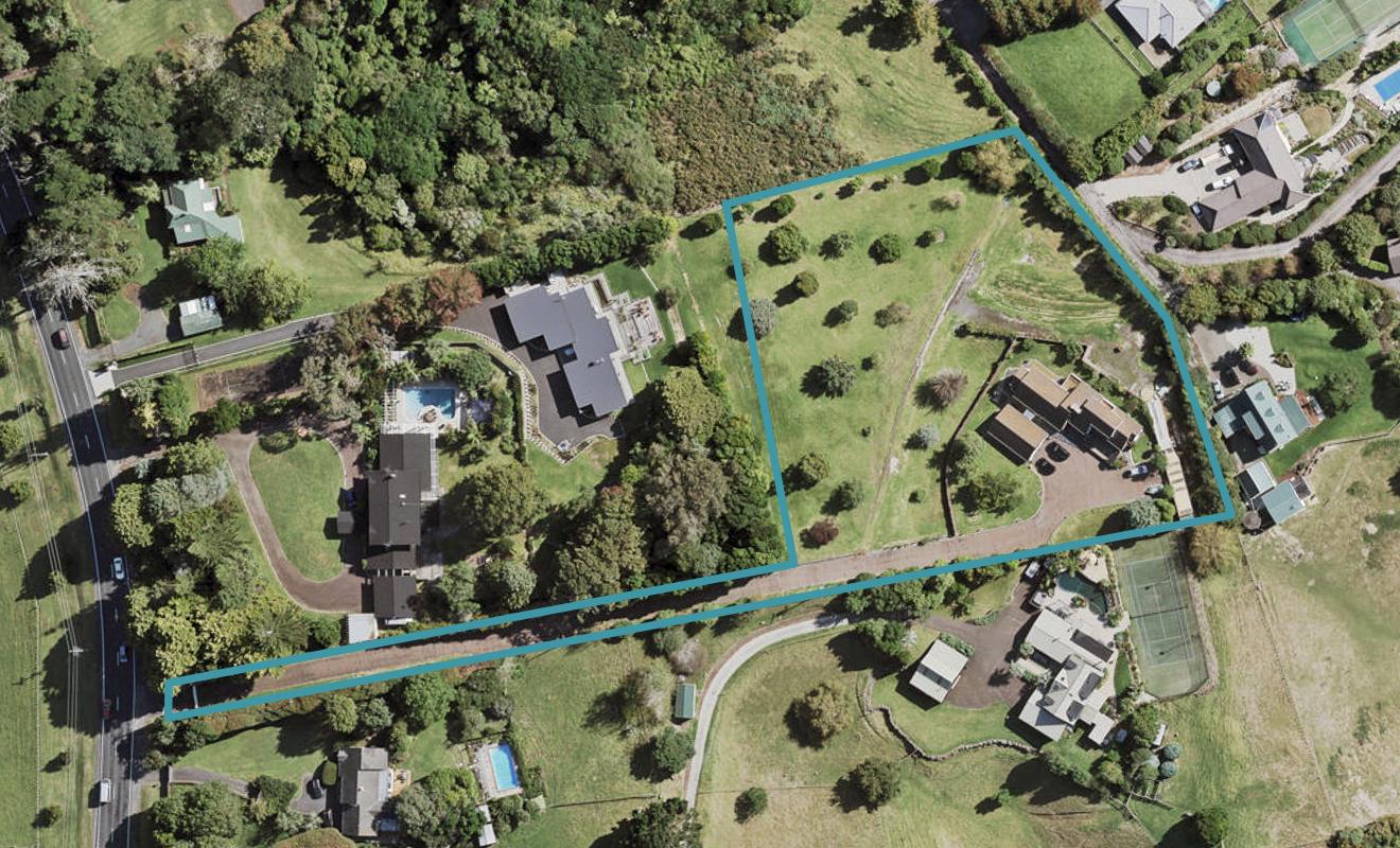 260 Redoubt Road, Totara Park, Auckland - Carousel 1