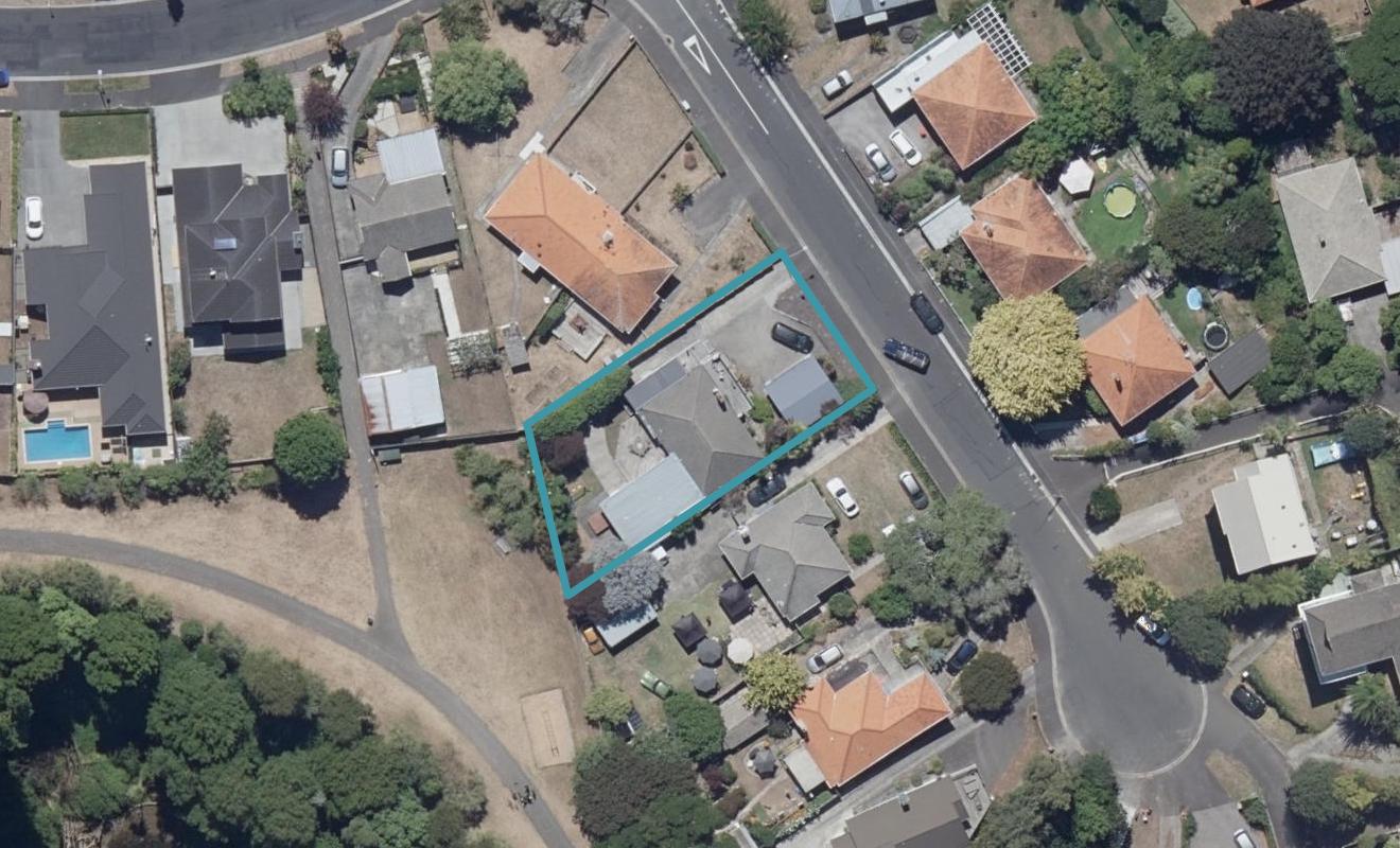 49 Plunket Terrace, Hamilton East, Hamilton - Carousel 1