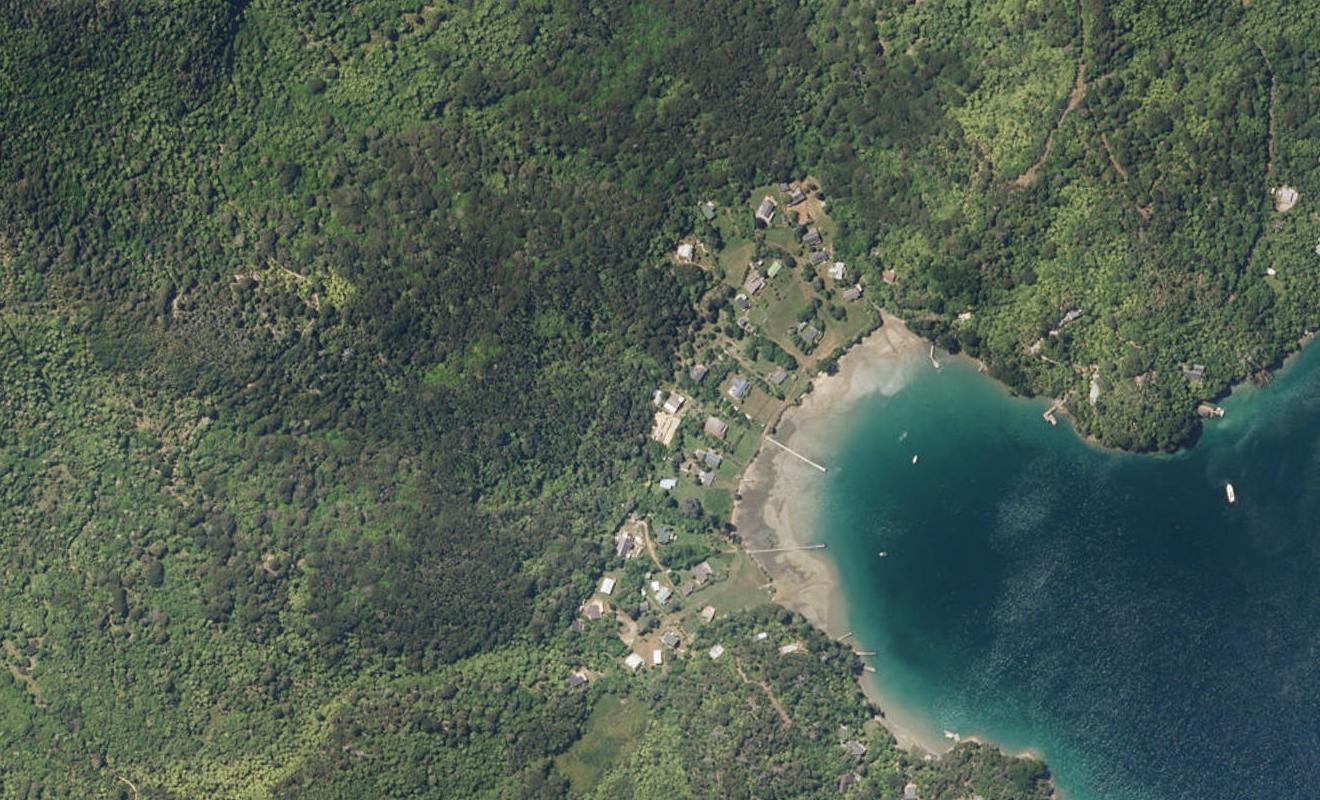 0 West Bay, Lochmara Bay - Carousel 1