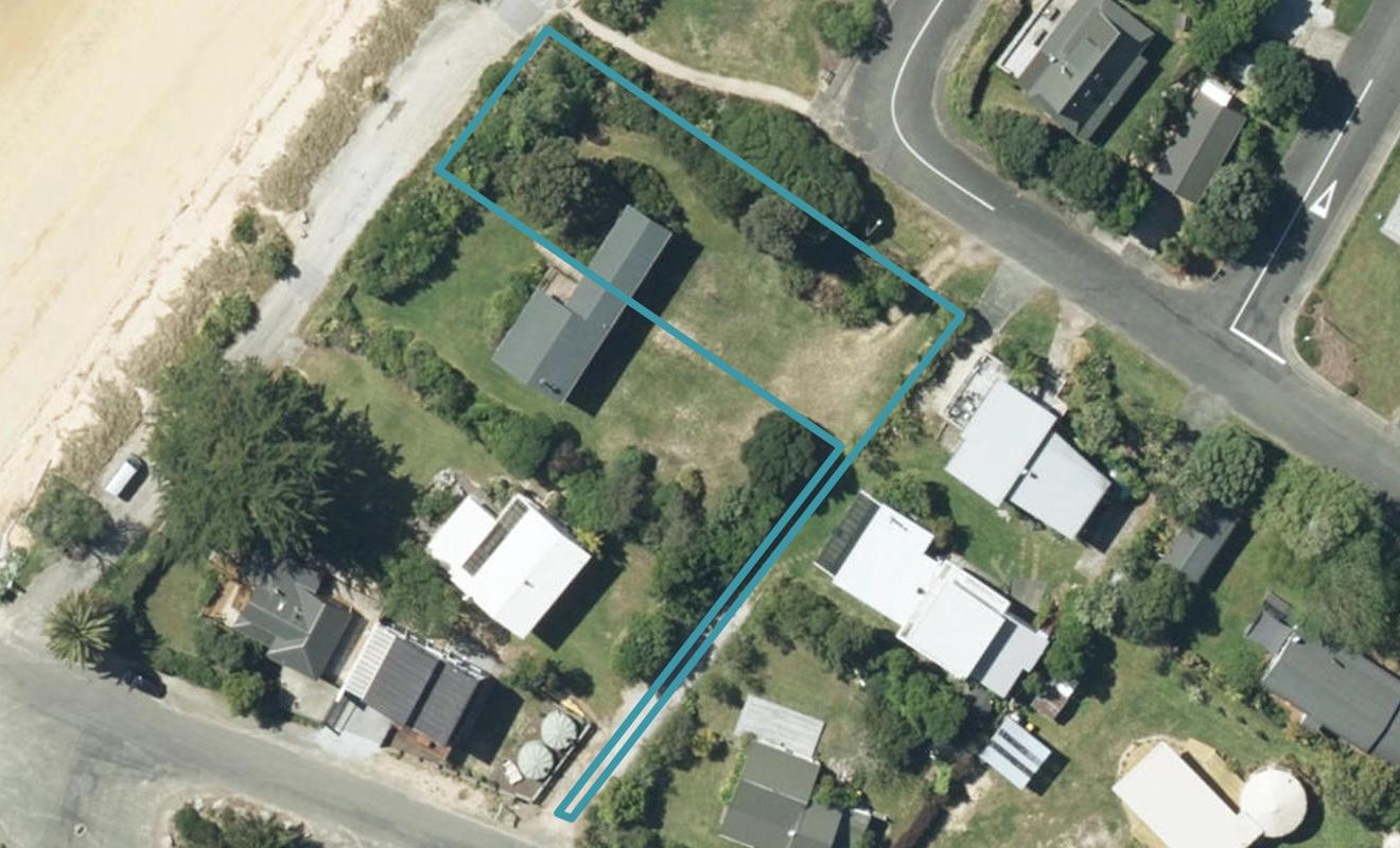 9 Cornwall Place, Tata Beach, Takaka - Carousel 1