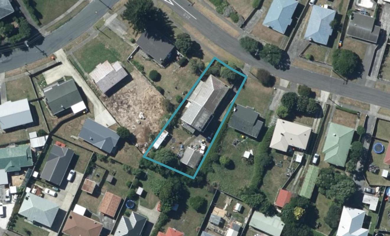 4 Whanga Crescent, Titahi Bay, Porirua - Carousel 1