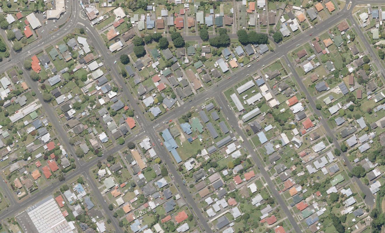 60 Nixon Street, Whanganui East, Whanganui - Carousel 1