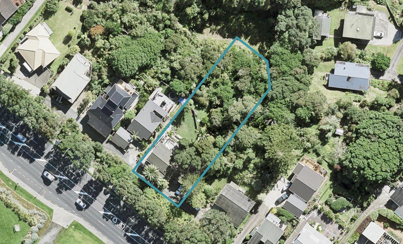 266 Whangaparaoa Road, Red Beach, Red Beach - Carousel 1
