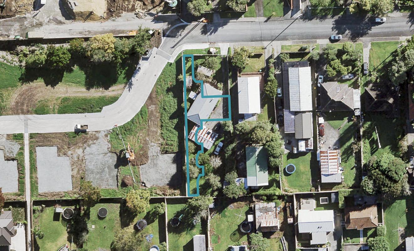 16B Hamurana Place, Te Atatu Peninsula, Auckland - Carousel 1
