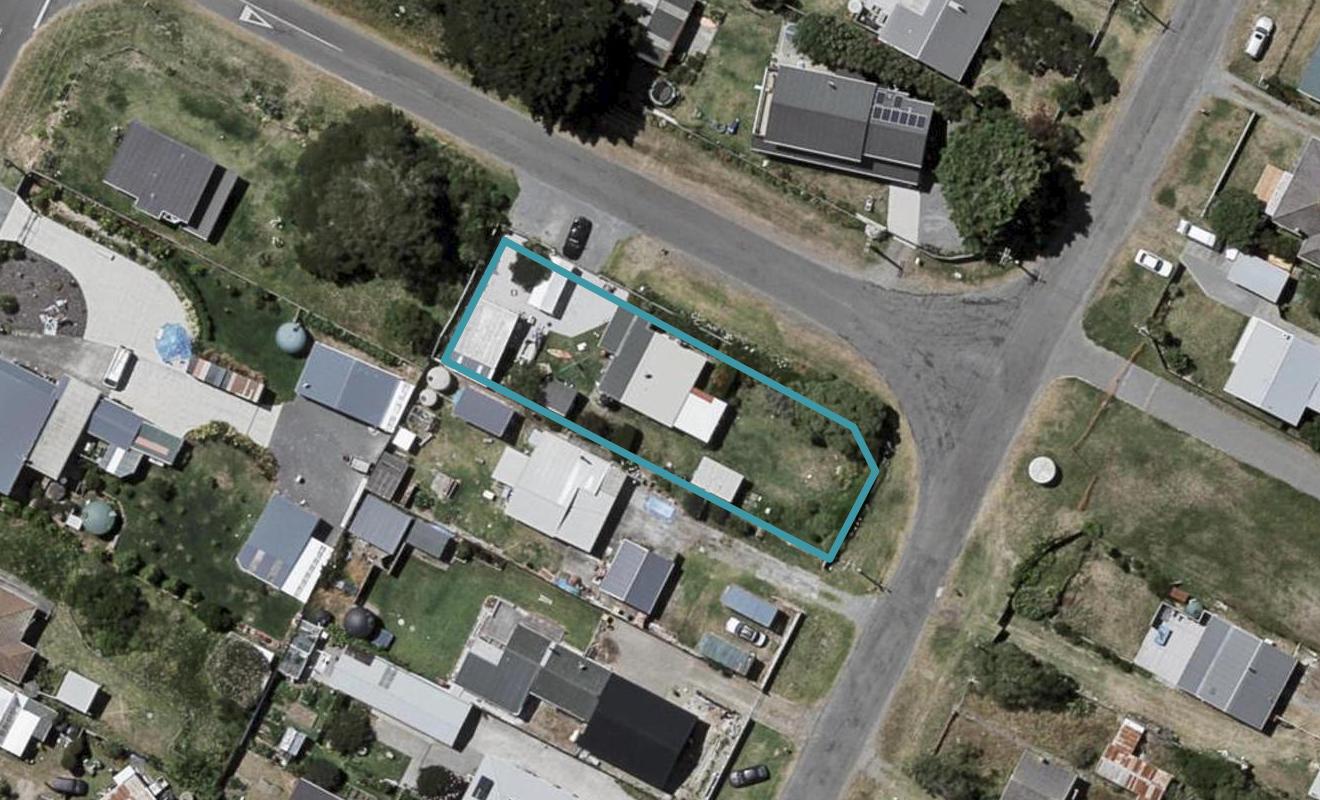 23 Gawler Street, Te Horo Beach - Carousel 1