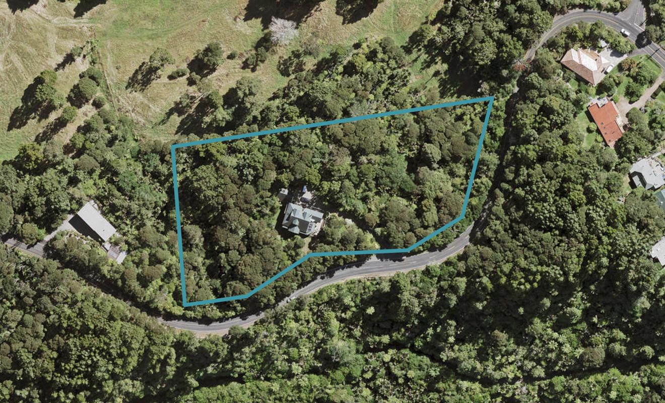 123 Scenic Drive, Titirangi, Auckland - Carousel 1