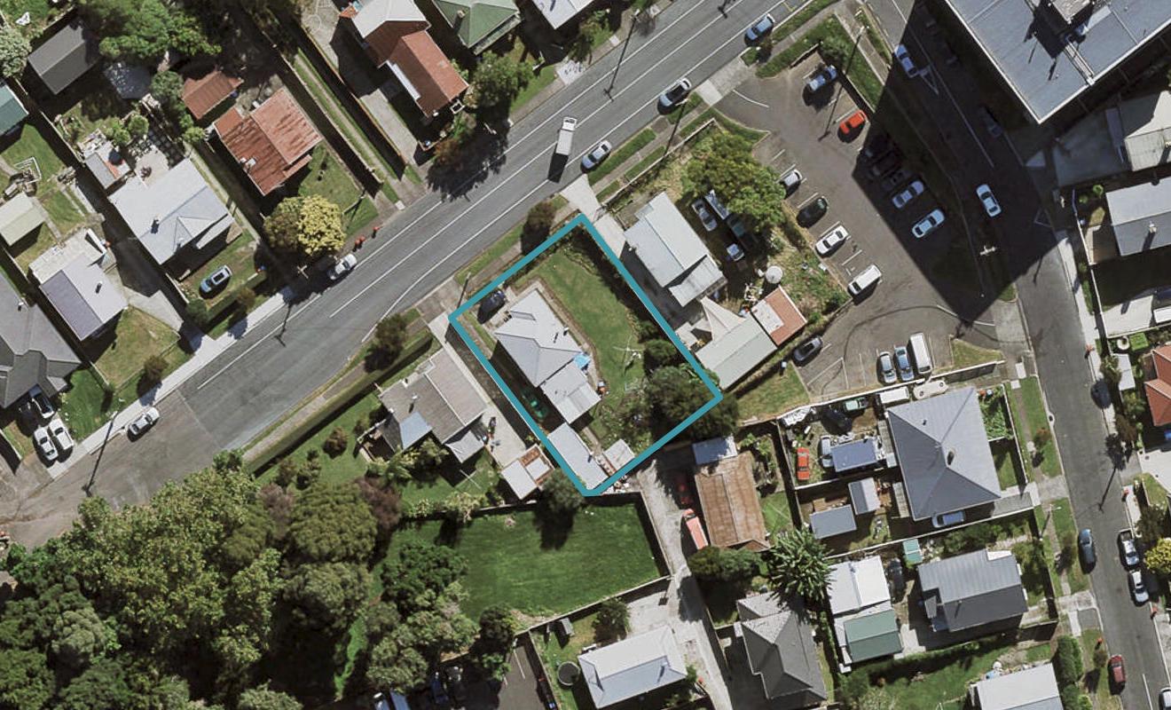 28 Park Avenue, Otahuhu, Auckland - Carousel 1