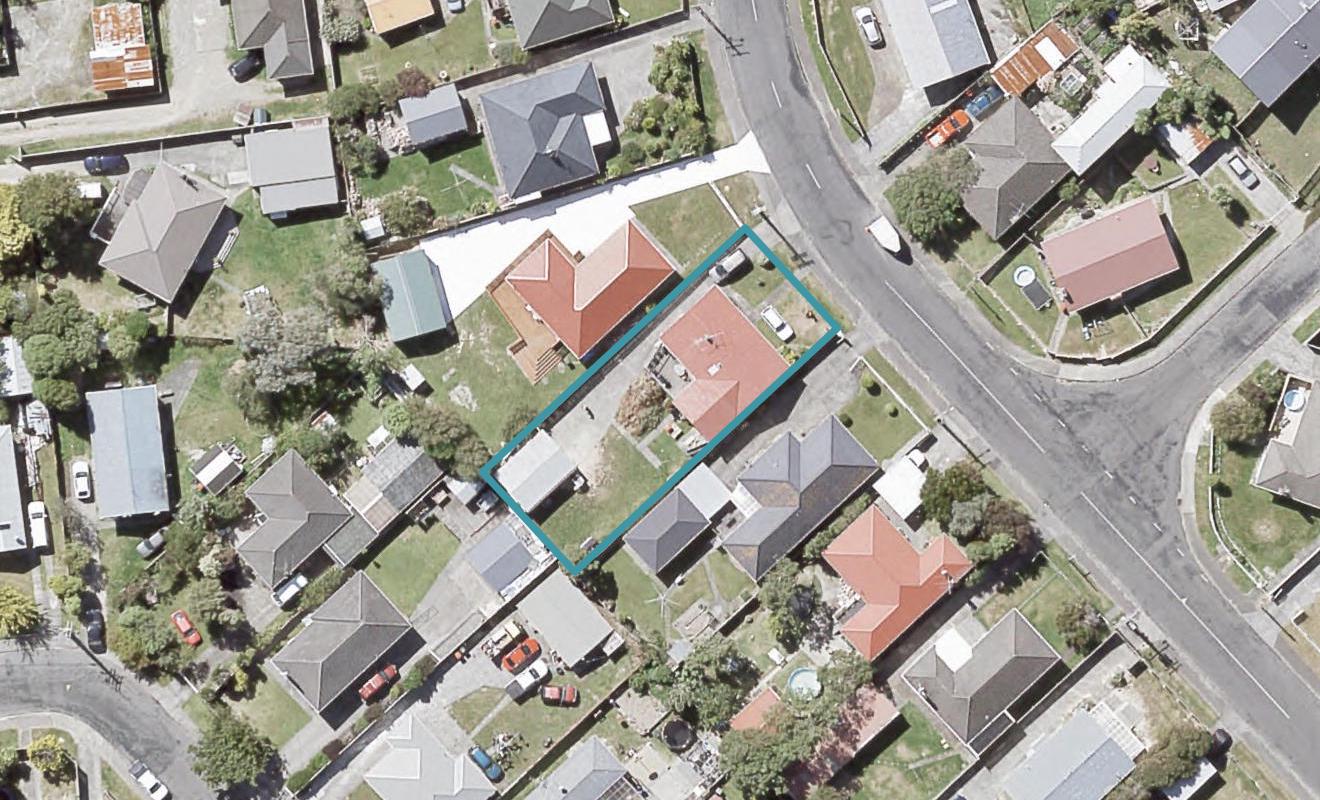 18 Castlerea ST, GLENDALE, WAINUIOMATA - Carousel 1