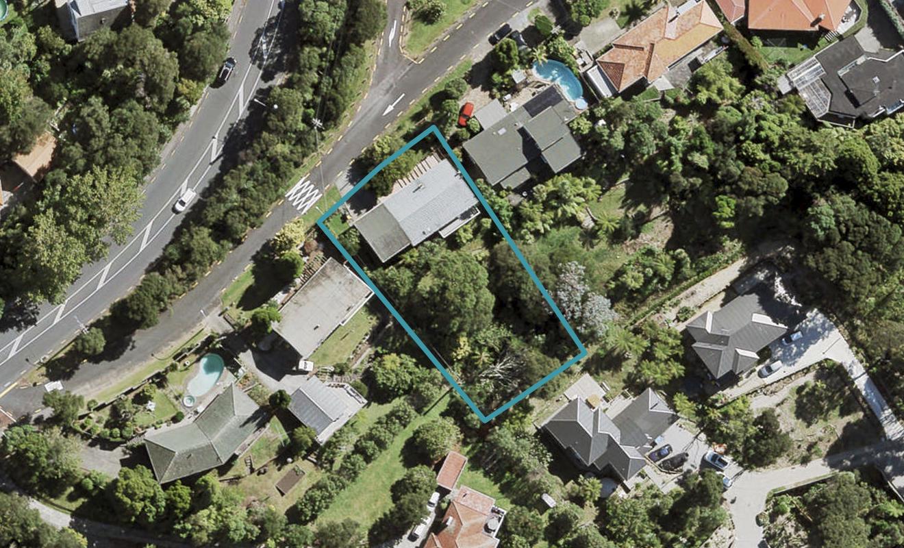 14 Ava Avenue, Titirangi, Auckland - Carousel 1