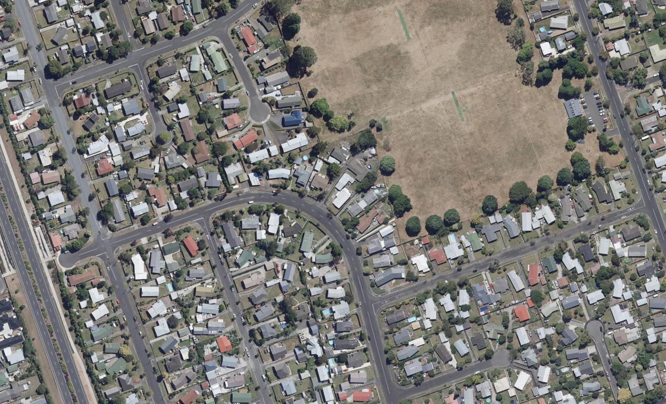 51 Alderson Road, Fairview Downs, Hamilton - Carousel 1