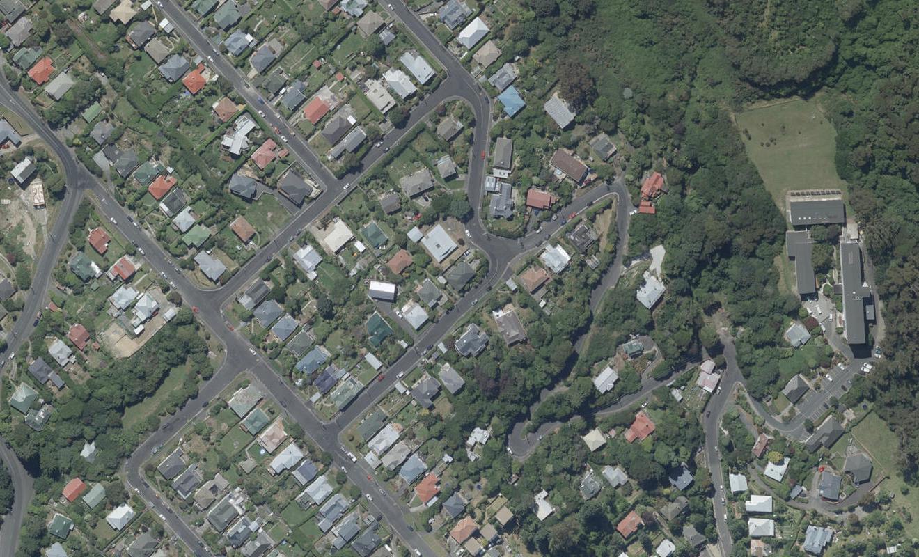 17 Falkirk Street, Dalmore, Dunedin - Carousel 1