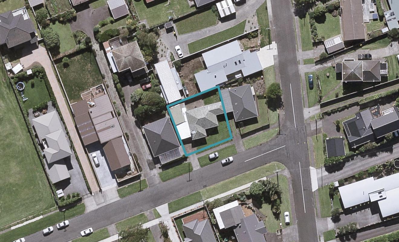 27 Puni Street, Fitzroy, New Plymouth - Carousel 1