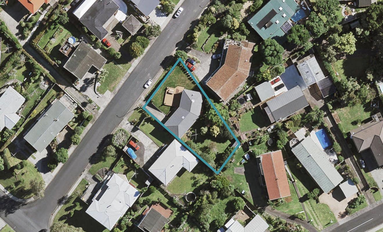 5 Gibbs Crescent, Red Hill, Papakura - Carousel 1
