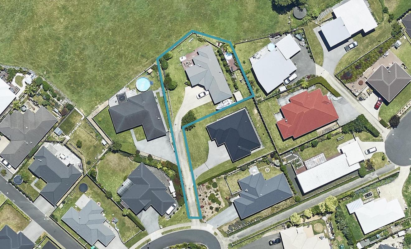 97 Falcon Drive, Welcome Bay, Tauranga - Carousel 1
