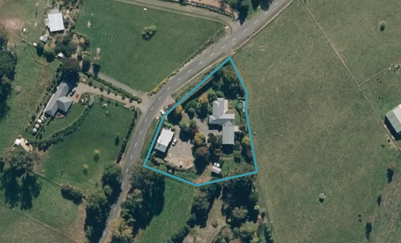 36 Ireland Road, Otane - Carousel 1