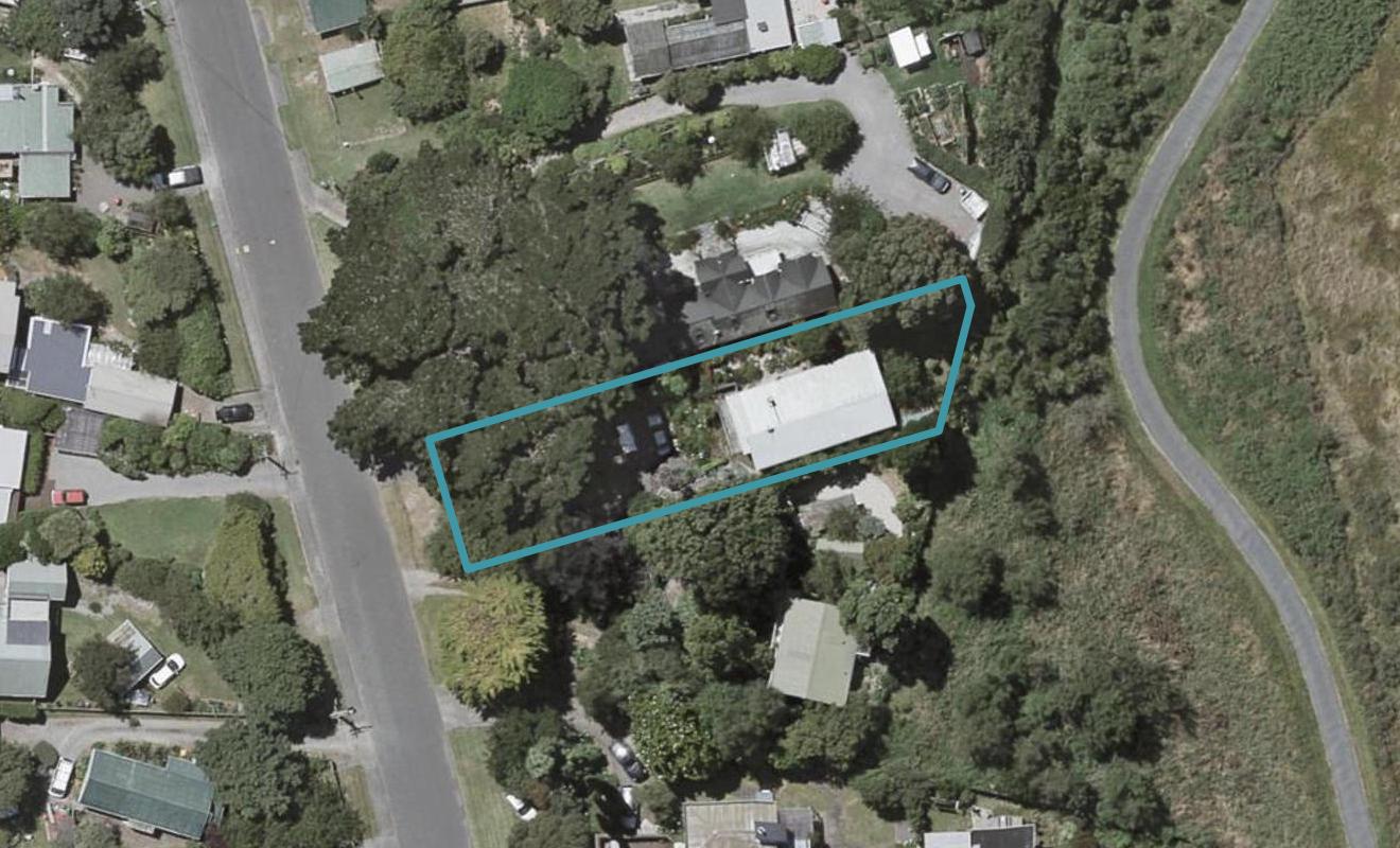 69 Tennis Court Road, Raumati South, Paraparaumu - Carousel 1