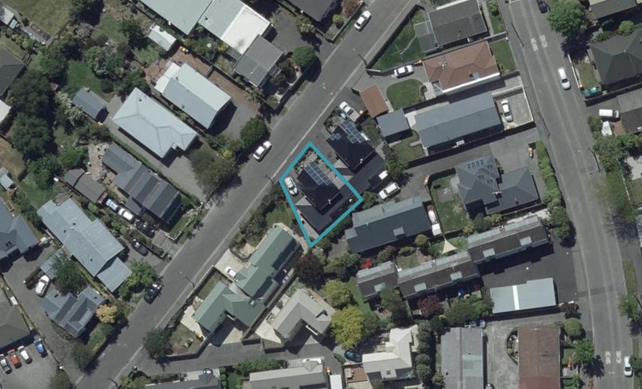 52 Dover Street, St Albans, Christchurch - Carousel 1